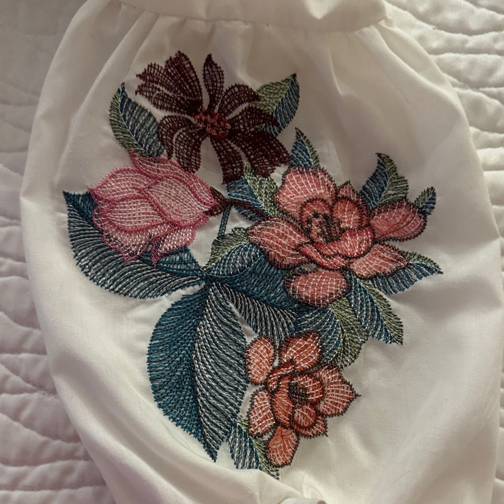 FAVLUX Ivory Blouse with Floral Embroidered Sleeves - Picture 6 of 8